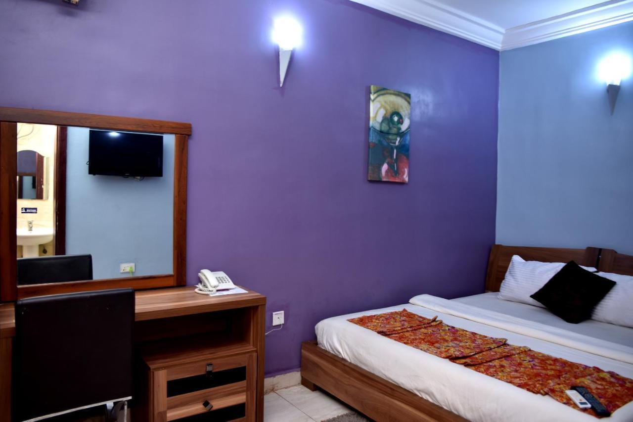 Koraf Hotels Абуджа Экстерьер фото