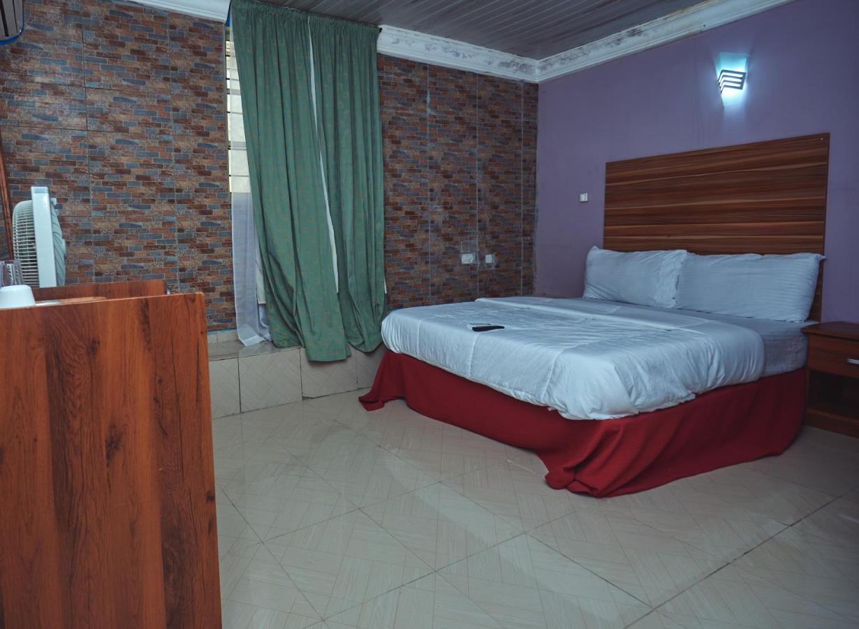 Koraf Hotels Абуджа Экстерьер фото