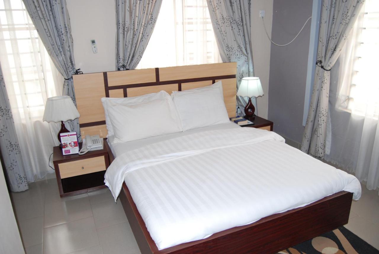 Koraf Hotels Абуджа Экстерьер фото