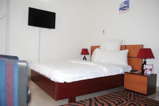 Koraf Hotels Абуджа Экстерьер фото